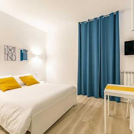 Casa Di Sophy Lägenhet Milano